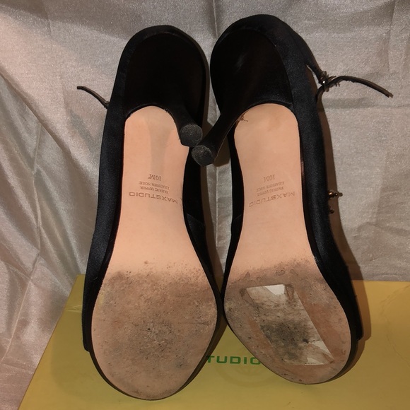 MaxStudio.com black jeweled heels - Picture 4 of 7